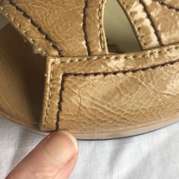 ❎DONATED❎ CL By Laundry Nude Peep Toe Platforms - Picture 8 of 8